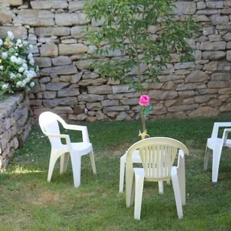 Holiday home Monteils, 3 Pieces, 4 Personnes - Fr-1-601-139 Monteils (Aveyron)